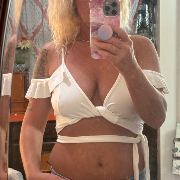 NWOT SHEIN White Wrap Top - Picture 6 of 7